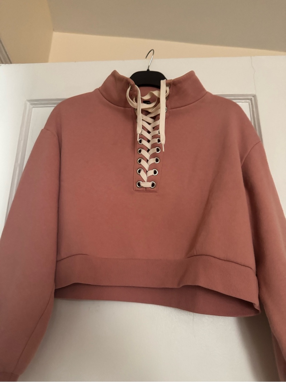 H&M - Blush High Neck Cropped Sweatshirt - size S